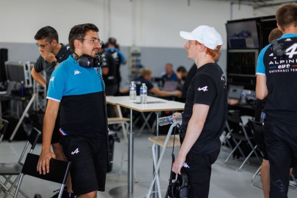 El Alpine A424 definitivo para Le Mans ya rueda en circuito 66 Motor16 Alpine A424 Paul Ricard 3 Motor16