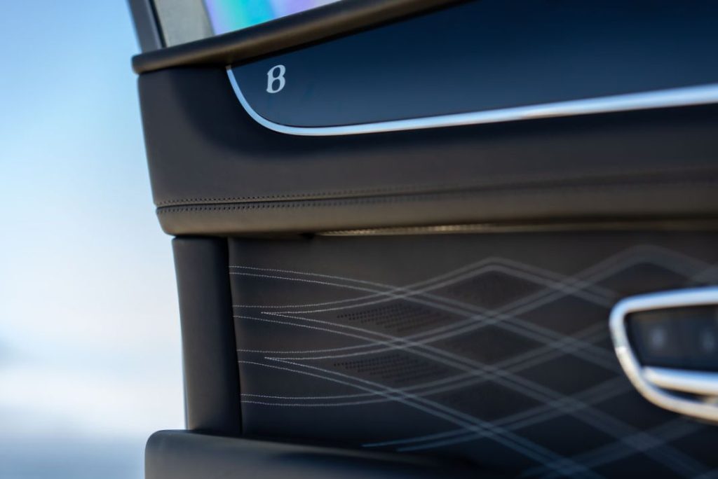 Bentley Bentayga Extended Wheelbase Mulliner: ¿Se puede pedir más? 20 Motor16 BENTLEY BENTAYGA EWB MULLINER 17 Motor16