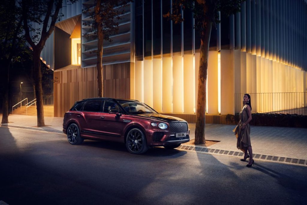 Bentley Bentayga Extended Wheelbase Mulliner: ¿Se puede pedir más? 7 Motor16 BENTLEY BENTAYGA EWB MULLINER 4 Motor16