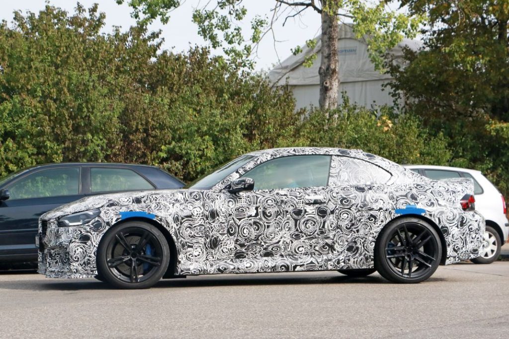 BMW M2 CS 7 Motor16