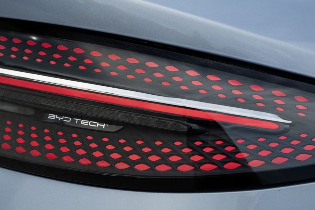 El BYD Seal, otra alternativa al Tesla Model 3, llega a Europa 10 Motor16 BYD Seal 15 Motor16
