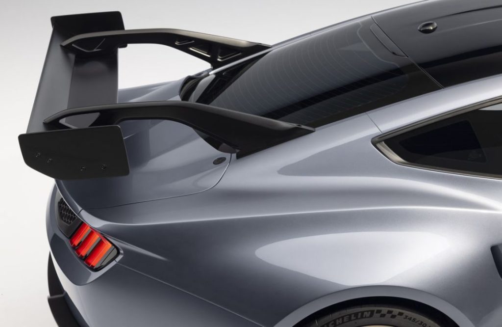 Ford Mustang GTD, el coche con el que quieren 'hacer sudar' a Porsche, Aston Martin o Mercedes 3 Motor16 FORD MUSTANG GTD 16 Motor16