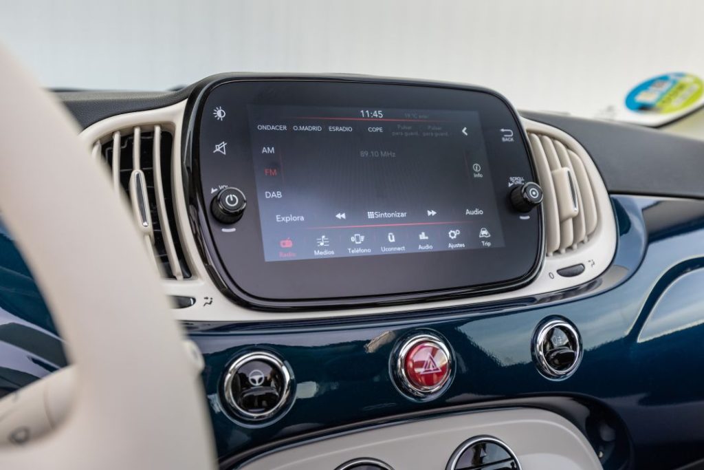 Fiat 500C Dolcevita 9 Motor16