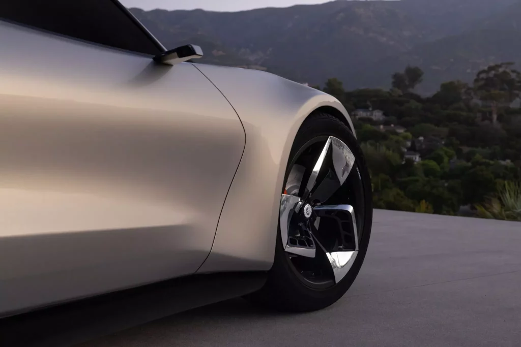 Fisker Ronin EV: el Tesla Roadster -aunque aún no está en el mercado- ya tiene rival 6 Motor16 Fisker Ronin 4 1 2048x1366 1 Motor16
