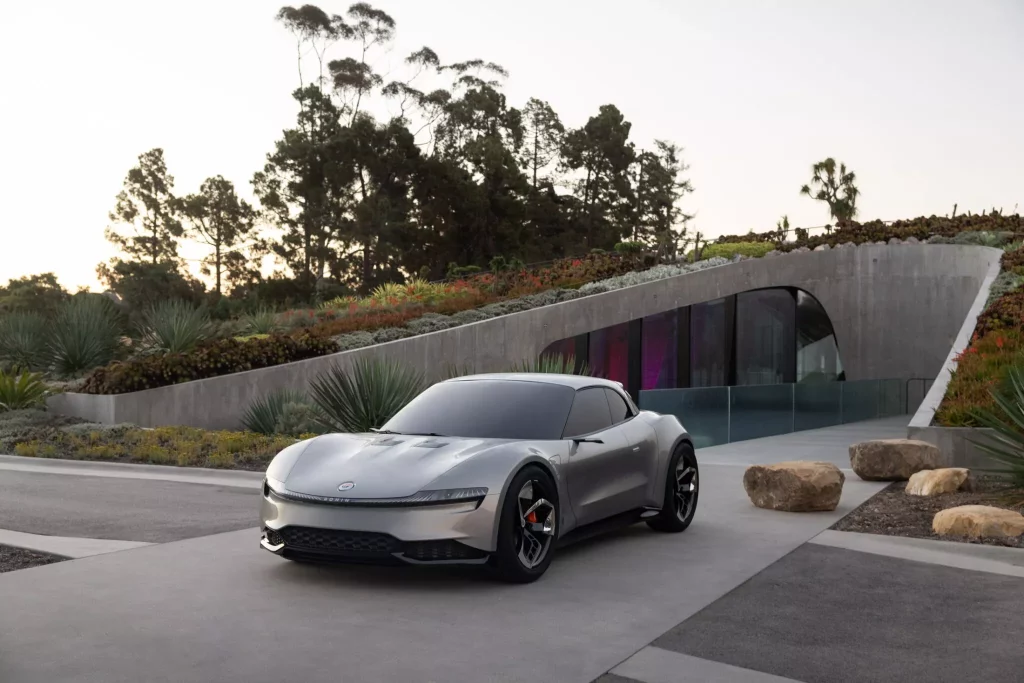 Fisker Ronin EV: el Tesla Roadster -aunque aún no está en el mercado- ya tiene rival 7 Motor16 Fisker Ronin 5 1 2048x1366 1 Motor16