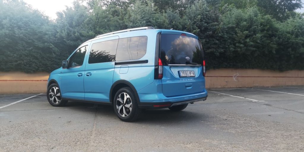 Prueba del Ford Grand Tourneo Connect Active 1.5 EcoBoost. Sirve para todo 1 Motor16 Ford Grand Tourneo Connect Active 1 (8)