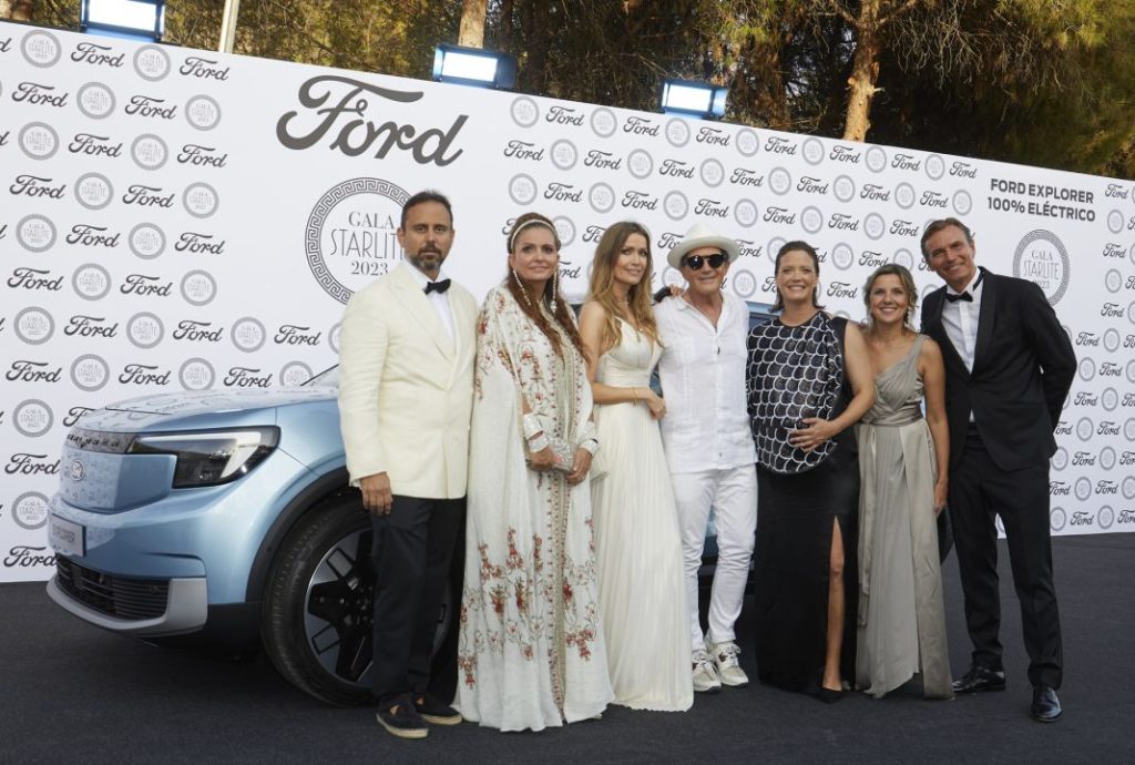 Gala Starlite 2023 Ford Explorer4 Motor16