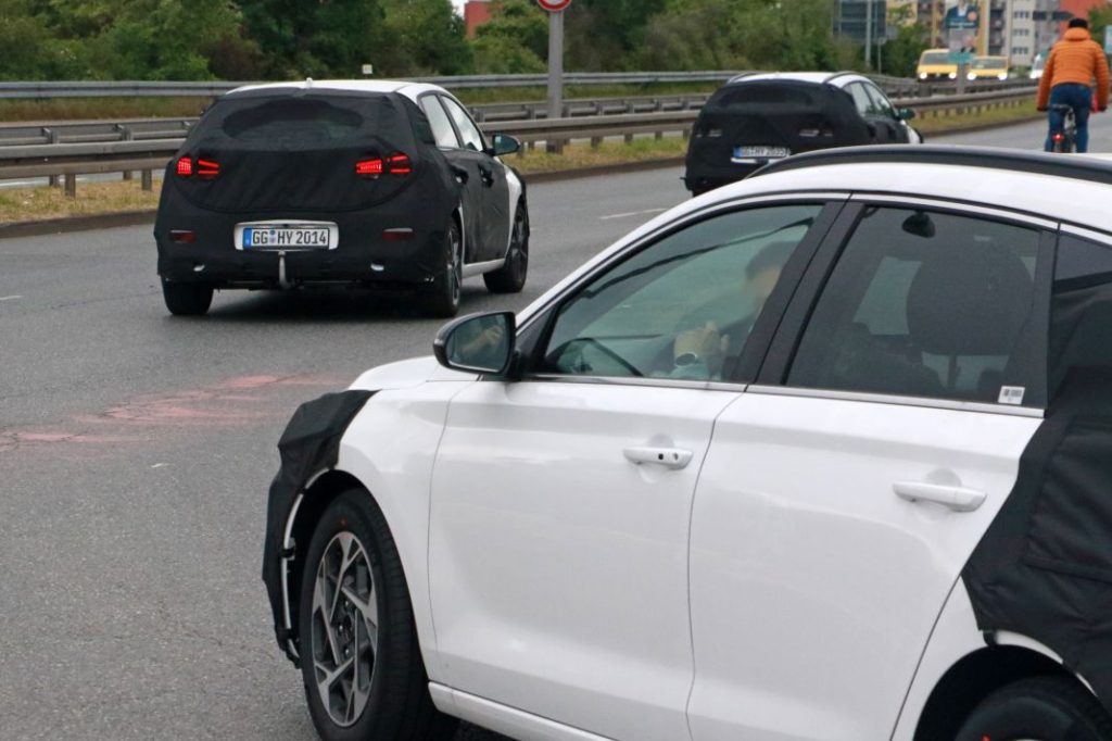 Este es el Hyundai i30 familiar, que será renovado en 2024 2 Motor16 Hyundai i30 Wagon facelift 17 Motor16