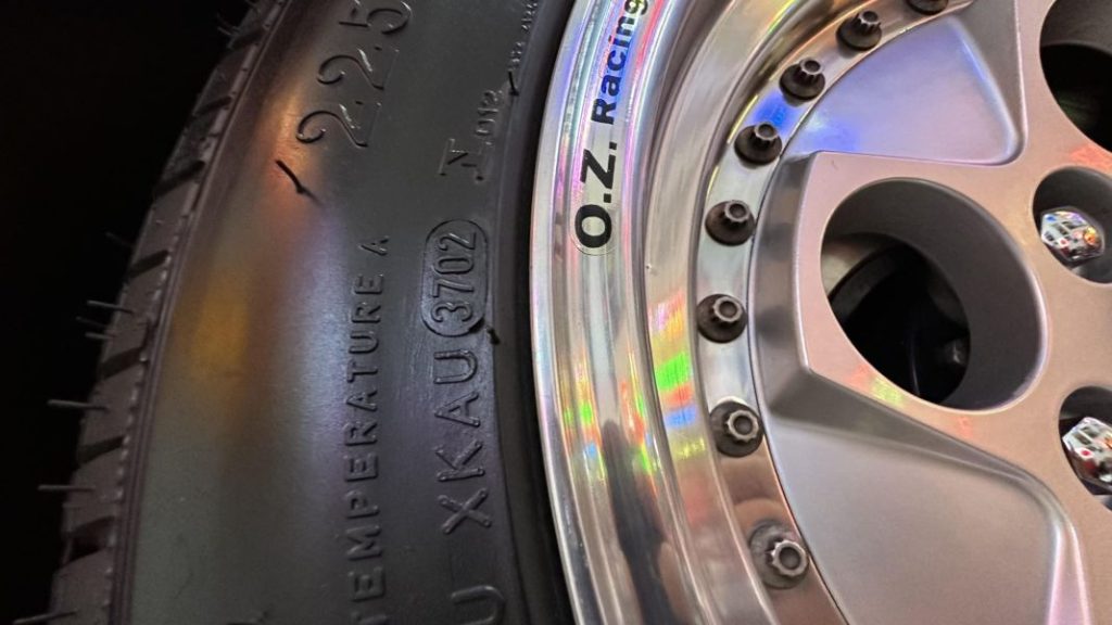 Conviértete en “el lobo de Wall Street” con este Lamborghini Countach 25th Anniversary 30 Motor16 Lamborghini Countach 25th Anniversary 11 Motor16