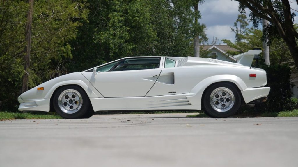 Conviértete en “el lobo de Wall Street” con este Lamborghini Countach 25th Anniversary 4 Motor16 Lamborghini Countach 25th Anniversary 21 Motor16