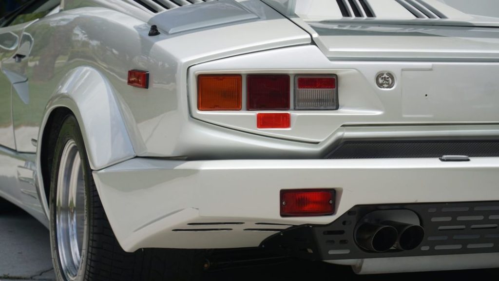 Conviértete en “el lobo de Wall Street” con este Lamborghini Countach 25th Anniversary 15 Motor16 Lamborghini Countach 25th Anniversary 26 Motor16