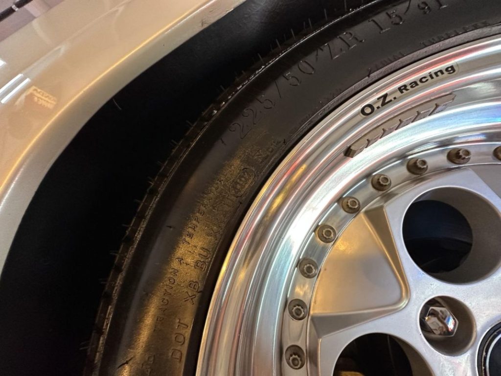 Conviértete en “el lobo de Wall Street” con este Lamborghini Countach 25th Anniversary 40 Motor16 Lamborghini Countach 25th Anniversary 6 Motor16