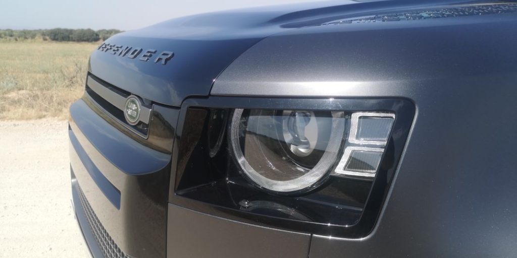 Prueba del Land Rover Defender 90 V8. Una bestia anda suelta 8 Motor16 Land Rover Defender 90 V8 6 Motor16