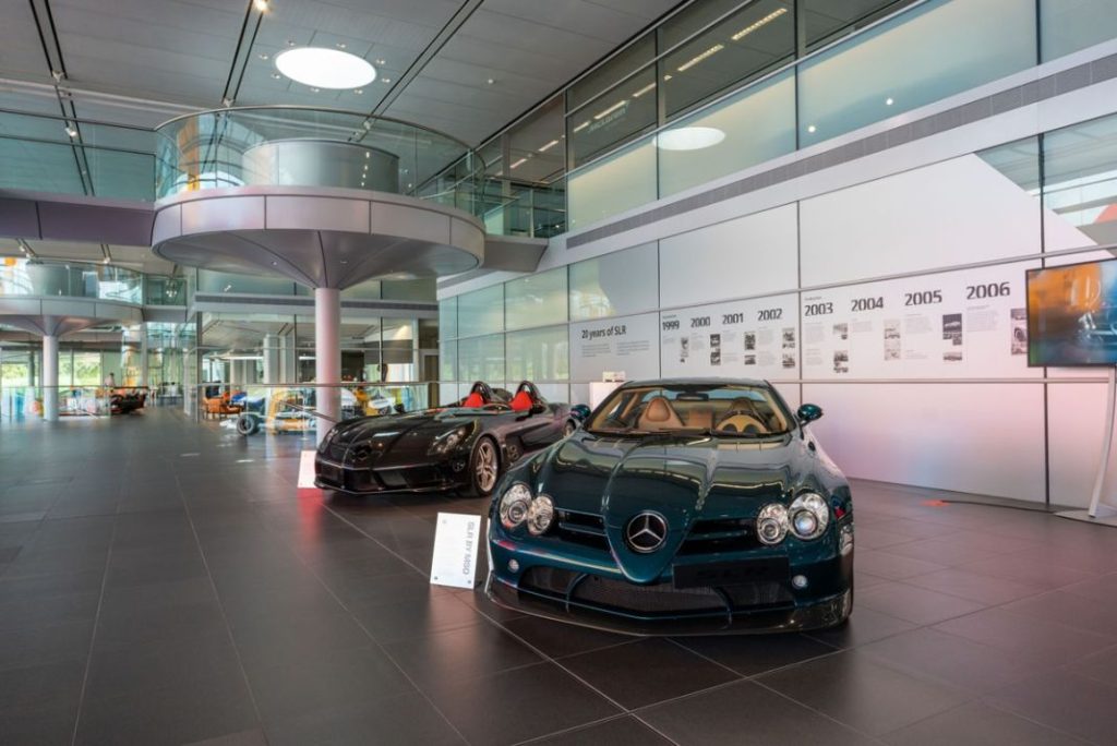 MERCEDES BENZ SLR MCLAREN ANIVERSARIO 3 Motor16