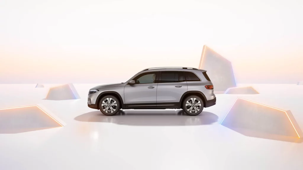 El Mercedes EQB cambia de cara... y algo más 25 Motor16 MERCEDES EQB 2024 22 Motor16