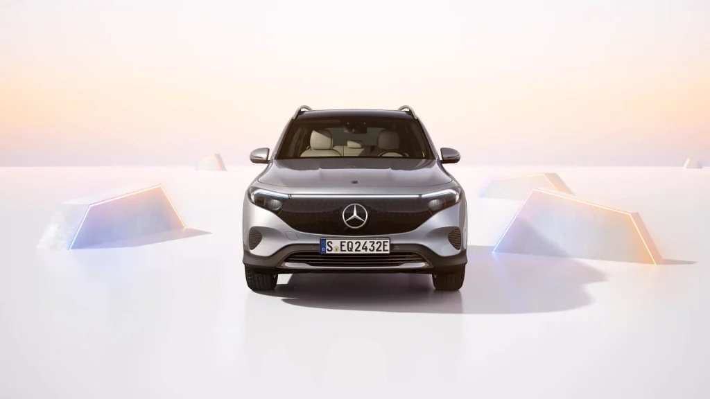 El Mercedes EQB cambia de cara... y algo más 26 Motor16 MERCEDES EQB 2024 23 Motor16