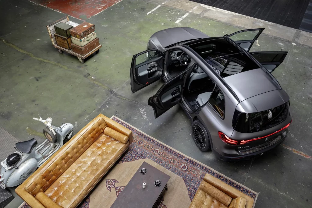El Mercedes EQB cambia de cara... y algo más 7 Motor16 MERCEDES EQB 2024 4 Motor16