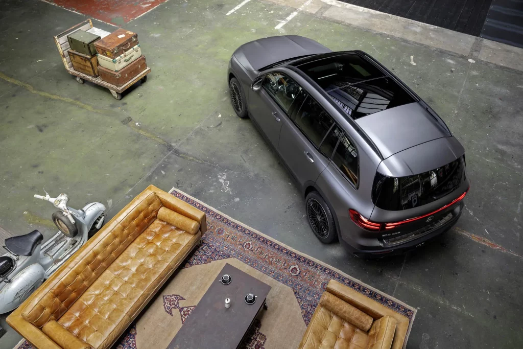 El Mercedes EQB cambia de cara... y algo más 8 Motor16 MERCEDES EQB 2024 5 Motor16