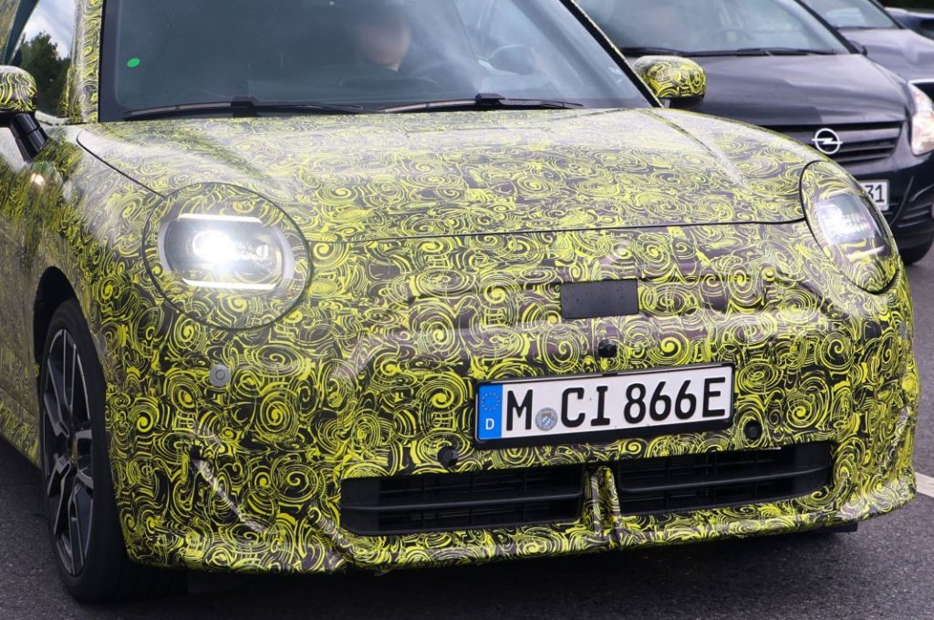 Buenas noticias: parece que habrá un Mini John Cooper Works 100 % eléctrico 1 Motor16 MINI EV JCW 15 Motor16