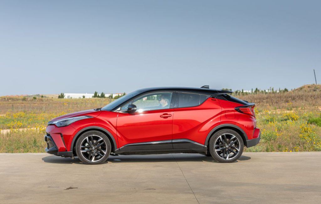 Nissan Qashqai E-Power vs Toyota C-HR 180H. Dos maneras de entender la hibridación 2 Motor16 Nissan Qashqai Toyota C HR comparativa 22 Motor16