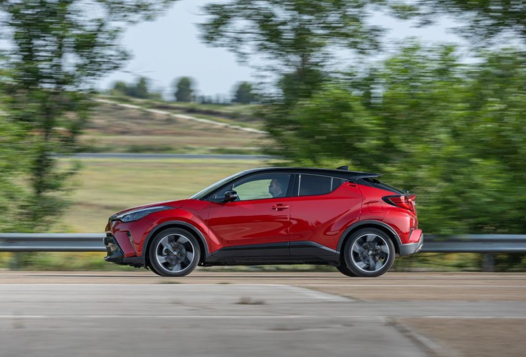 Nissan Qashqai E-Power vs Toyota C-HR 180H. Dos maneras de entender la hibridación 19 Motor16 Nissan Qashqai Toyota C HR comparativa 26 Motor16