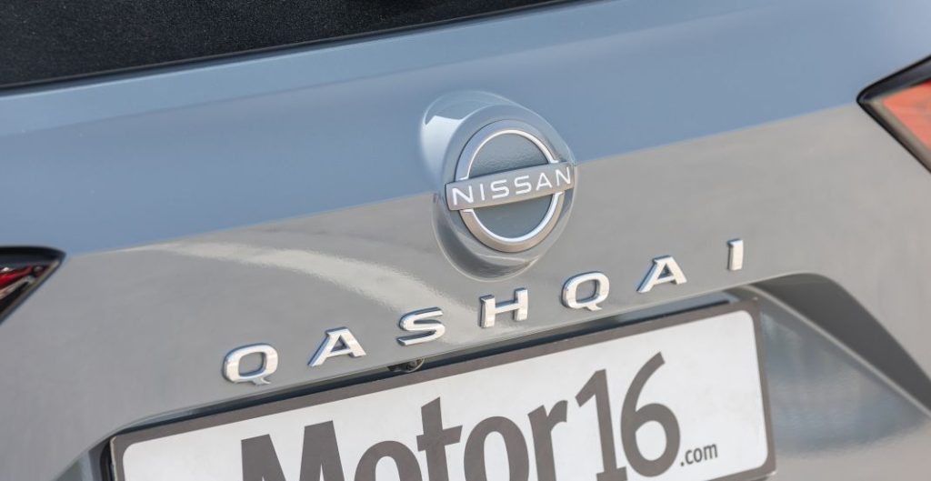 Nissan Qashqai E-Power vs Toyota C-HR 180H. Dos maneras de entender la hibridación 26 Motor16 Nissan Qashqai Toyota C HR comparativa 32 Motor16