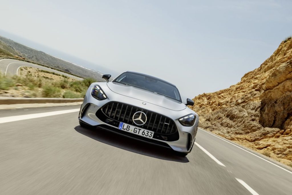 Nuevo Mercedes-AMG GT Coupé 2024. Parecido, aunque muy diferente 5 Motor16 Nuevo Mercedes AMG GT 2024 2 Motor16