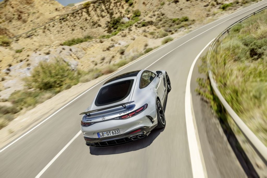 Nuevo Mercedes-AMG GT Coupé 2024. Parecido, aunque muy diferente 2 Motor16 Nuevo Mercedes AMG GT 2024 3 Motor16