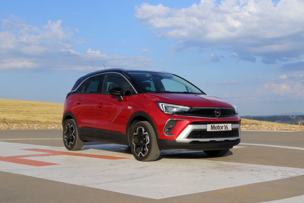 Los coches españoles que conquistan Reino Unido 1 Motor16 Opel Crossland 12 Turbo 130 CV Elegance 19 Motor16