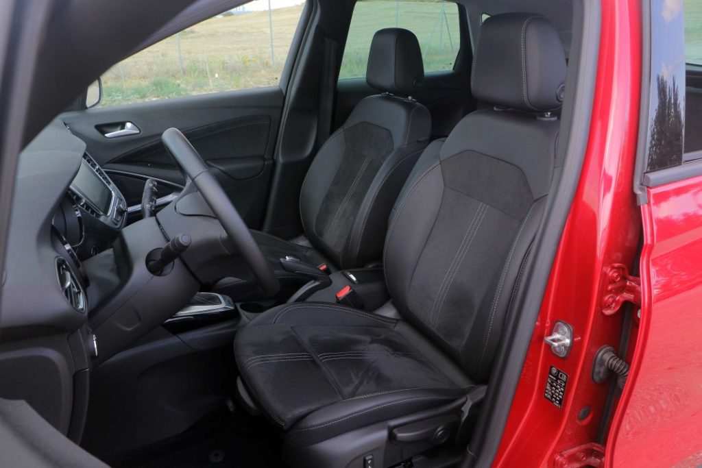 Prueba del Opel Crossland 1.2 Turbo Elegance 130 CV: Puro equilibrio 4 Motor16 Opel Crossland 12 Turbo 130 CV Elegance 9 Motor16