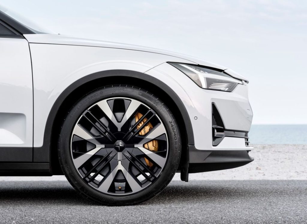 El Polestar 2 2024 llega con ganas de marcar el ritmo de los eléctricos premium 3 Motor16 POLESTAR 2 2024 7 Motor16