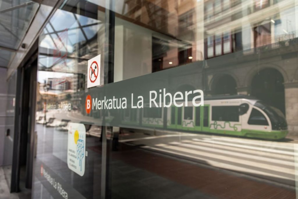 RECUADRO MERCADO Motor16 Polestar Bilbao 24 Motor16