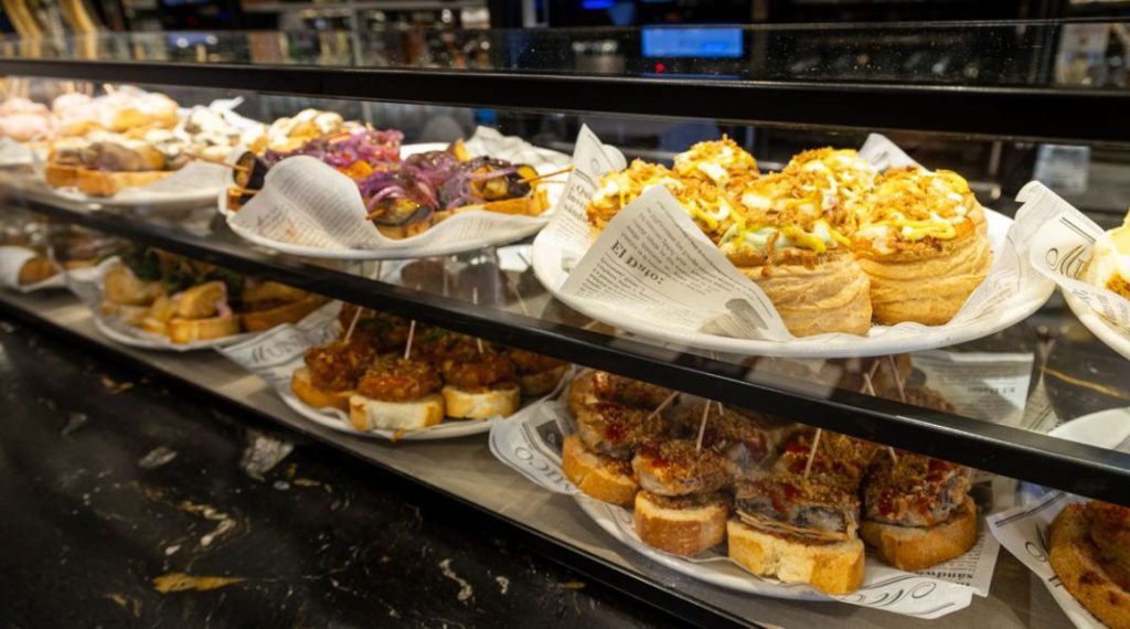 RECUADRO PINTXOS POLESTAR BILBAO 2 Motor16