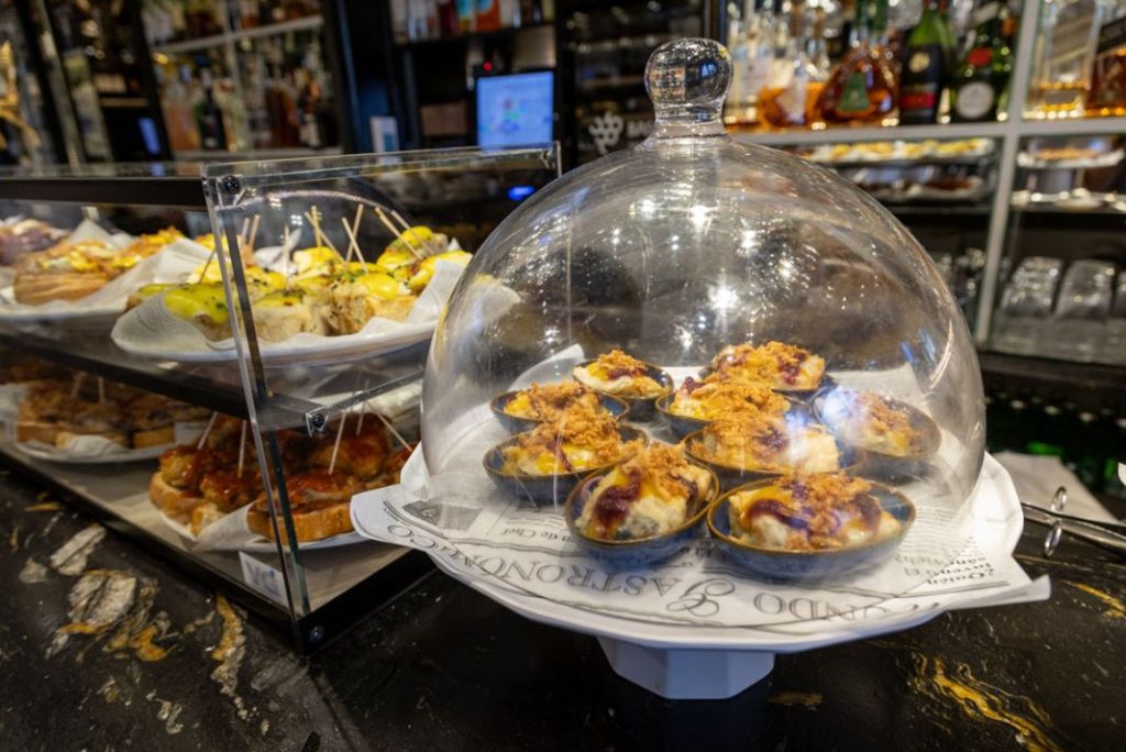 RECUADRO PINTXOS POLESTAR BILBAO 3 Motor16