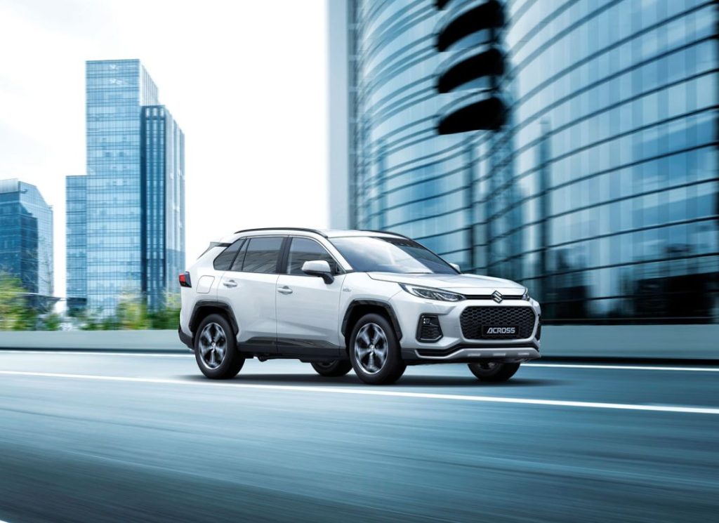 Suzuki Across. Un SUV con la máxima versatilidad 2 Motor16 SUZUKI A CROSS 01 Motor16