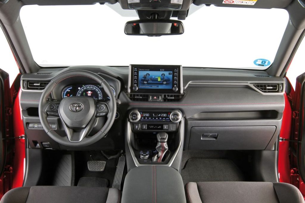 Toyota RAV4, el híbrido enchufable que combina eficiencia y poderío 3 Motor16 TOYOTA RAV 4 3 Motor16