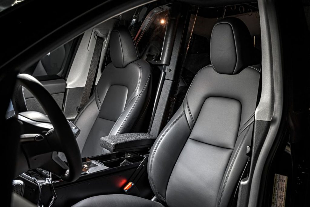 Un Tesla Model Y para servir y proteger 7 Motor16 Tesla Model Y coche patrulla 7 Motor16