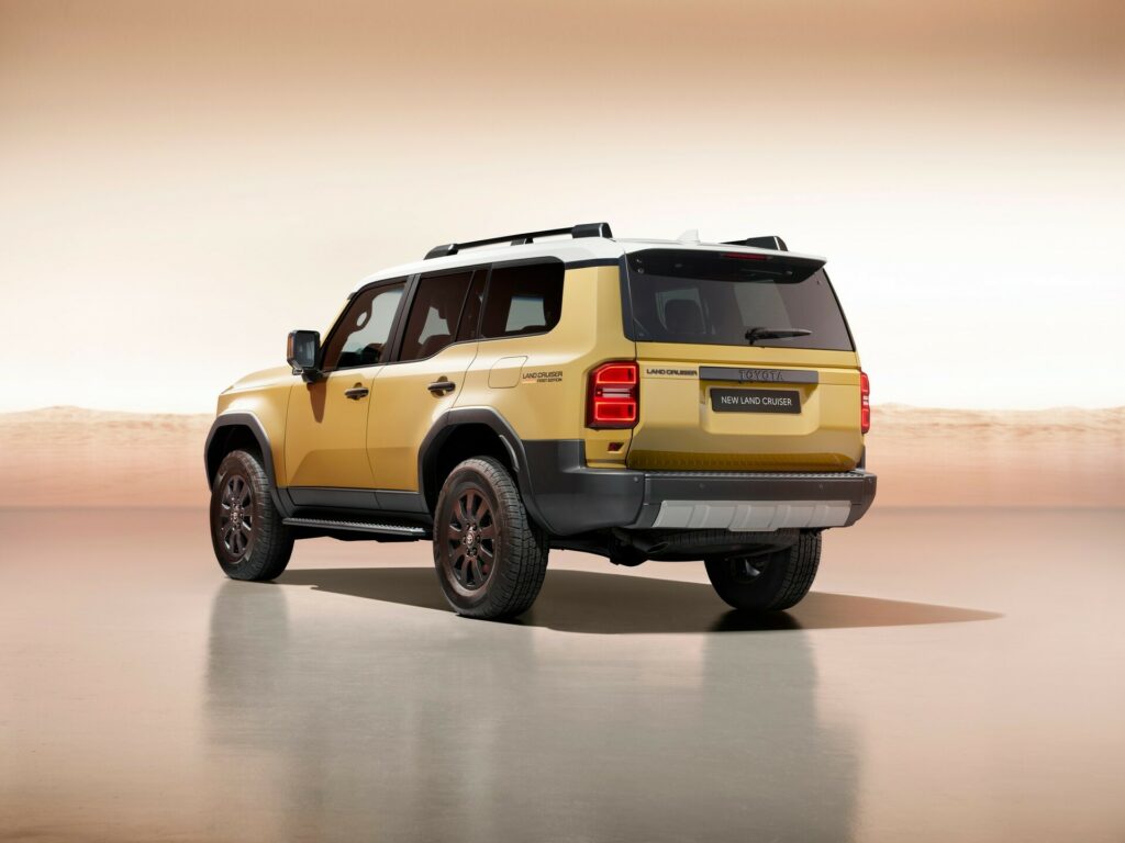 Toyota Land Cruiser 250 2024 14 Motor16