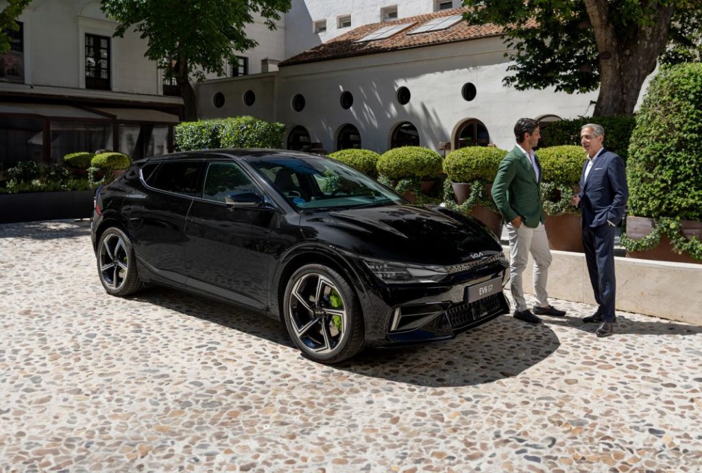 Fernando Verdasco y Ana Boyer estrenan coche... y no es un modelo cualquiera 3 Motor16 Verdasco Kia 5 Motor16