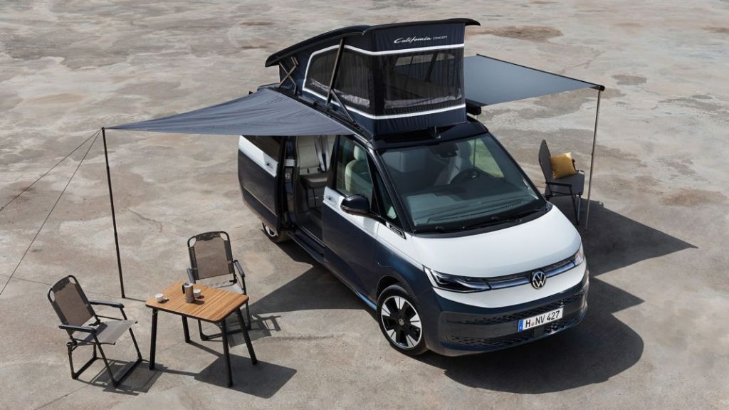Fotos espía de la Volkswagen California 2024. La camper más esperada 3 Motor16 Volkswagen california t7 concept phev 1 1 Motor16