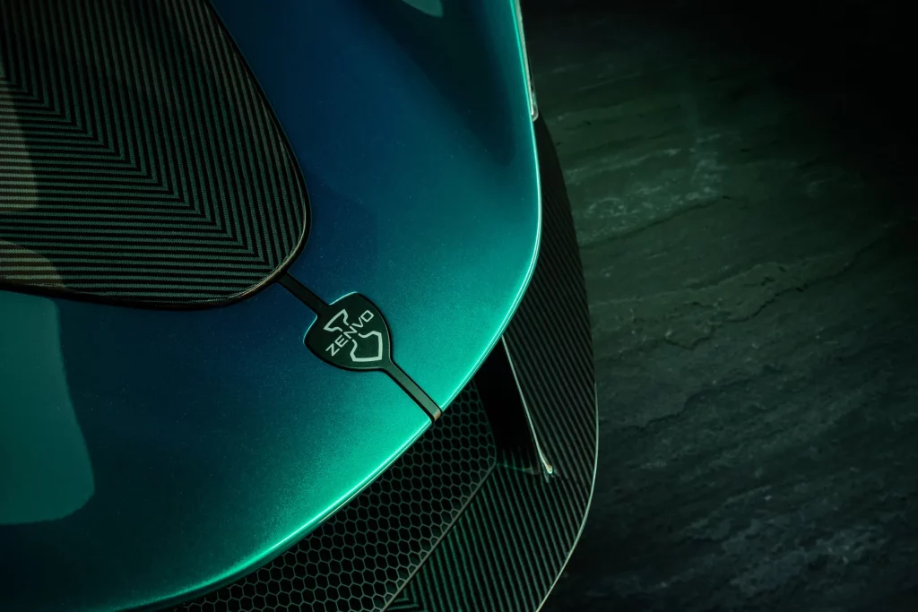 ZENVO AURORA 1 Motor16
