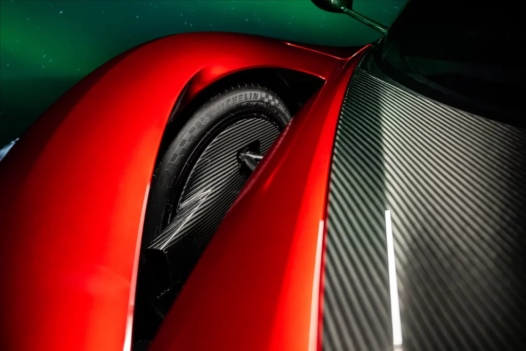 ZENVO AURORA 19 Motor16