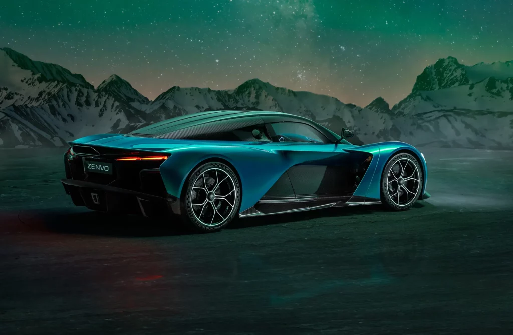 ZENVO AURORA 25 Motor16