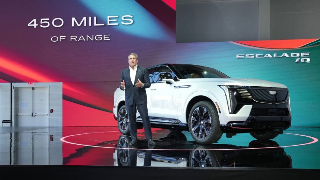 Ya está aquí el nuevo Cadillac Escalade IQ, es 100 % eléctrico y tiene 724 km de autonomía 21 Motor16 cadillac escalade iq 2025 20 Motor16