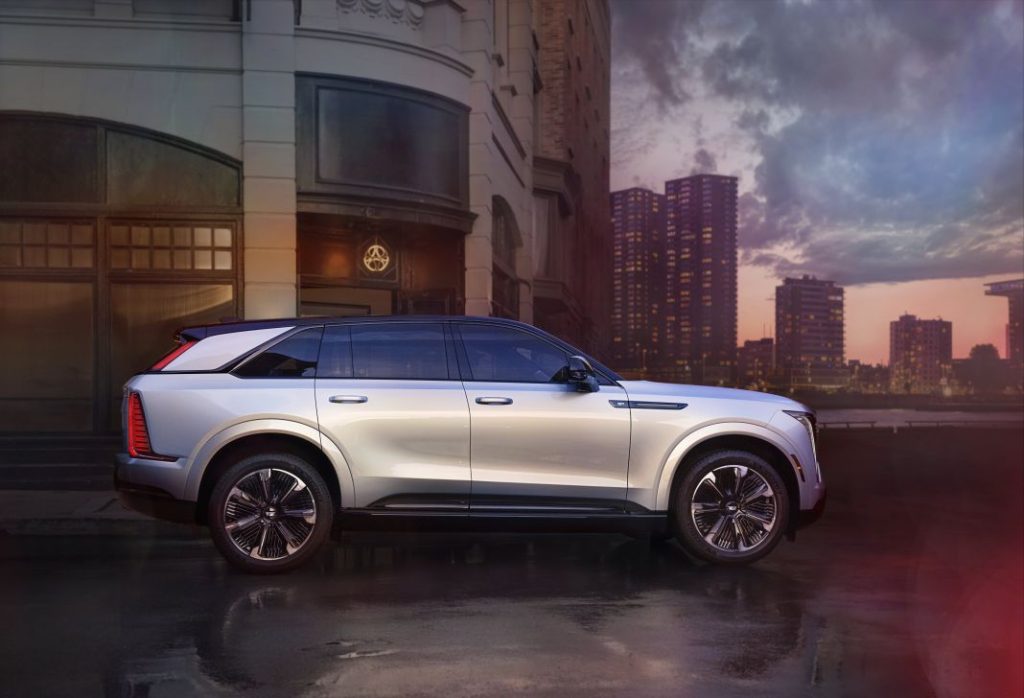 Ya está aquí el nuevo Cadillac Escalade IQ, es 100 % eléctrico y tiene 724 km de autonomía 12 Motor16 cadillac escalade iq 2025 3 Motor16