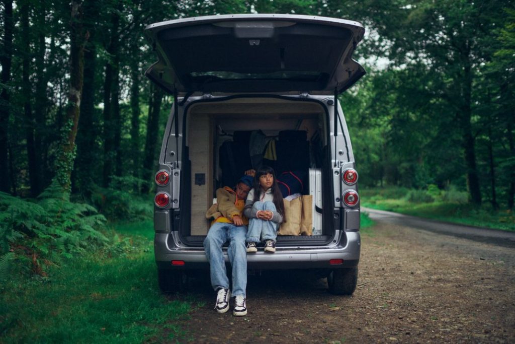 Este Citroën SpaceTourer camperizado homenajea al Citroën H 12 Motor16 citroen space tourer holiday camper 18 Motor16
