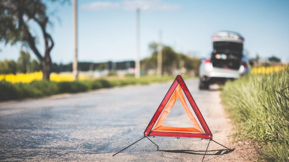 Los motivos más habituales por los que te quedas tirado en carretera en verano 108 Motor16 desplazamiento