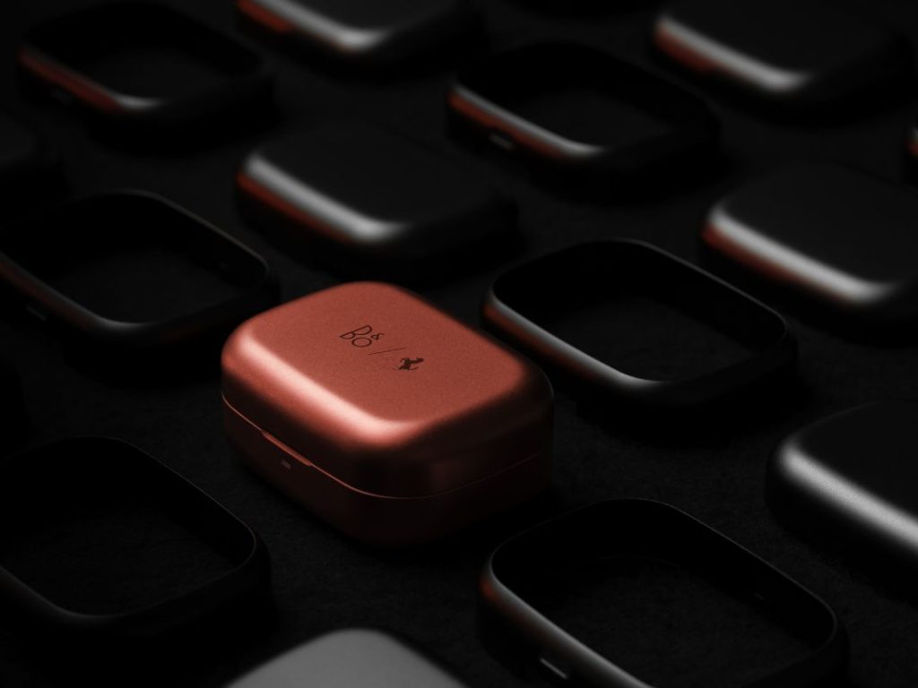 Ferrari lanza una nueva colección de dispositivos de sonido junto a Bang & Olufsen: ¡querrás tenerlos todos! 12 Motor16 ferrari bang and olufsen 20238 Motor16