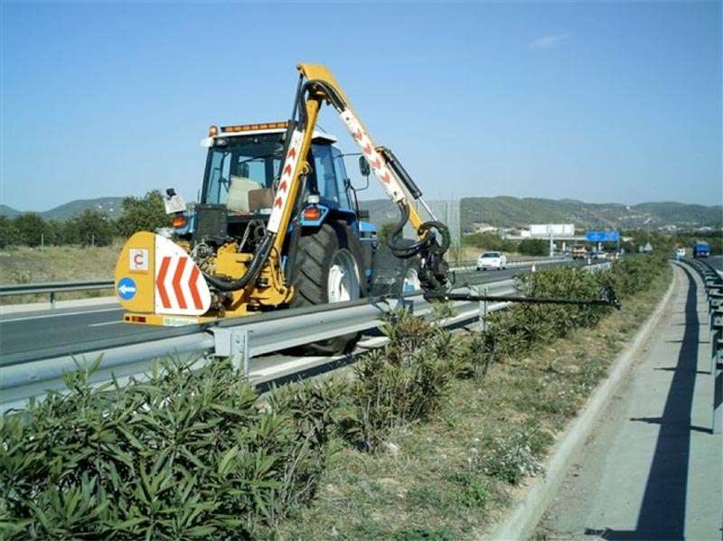 La función oculta de las adelfas en las autovías 147 Motor16 cuidado
