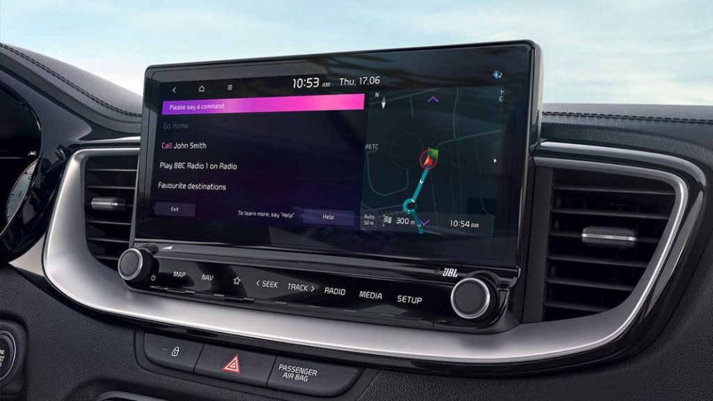 Olvida al Opel Astra, Peugeot 308, Seat León, VW Golf… Este es el compacto definitivo: más barato y con etiqueta ECO 117 Motor16 imagen 35 Motor16